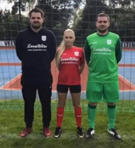 Porno ulduz kluba sponsor oldu - FOTOLAR