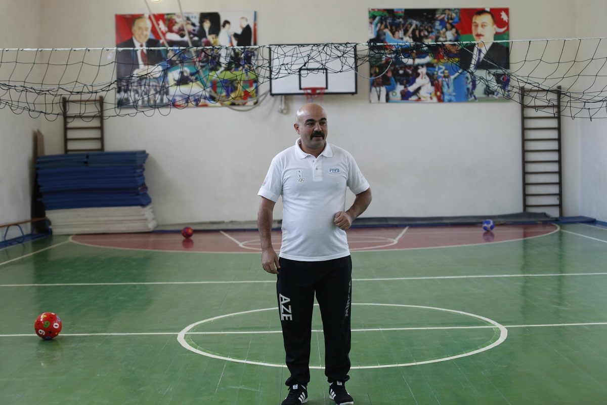 Beynəlxalq dərəcəli məşqçi və hakim orta məktəbdə müəllim işləyir (MÜSAHİBƏ)