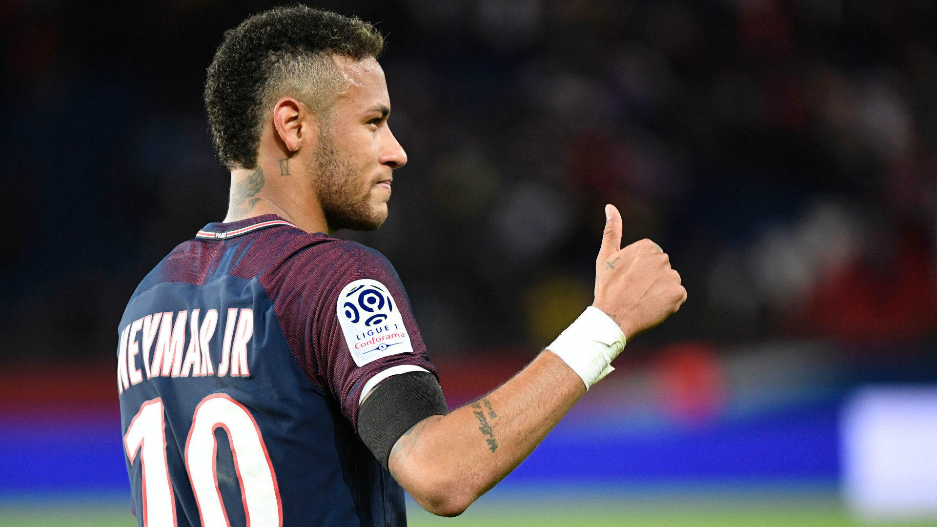 Göz qamaşdıran məbləğ: Neymar nə qədər qazanır?