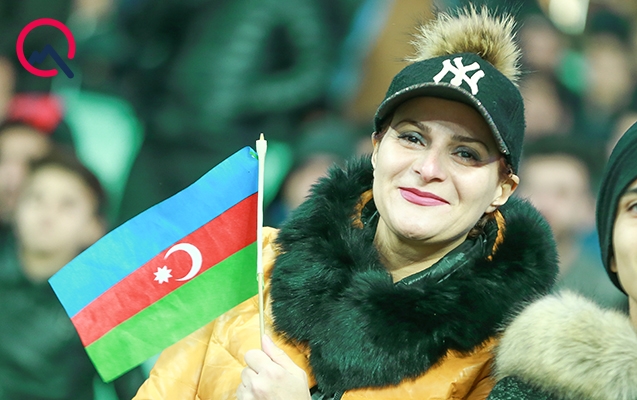 "Qarabağ" - "Çelsi" matçının xanım azarkeşləri (FOTOLAR)