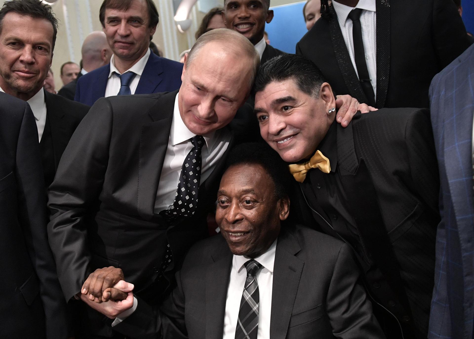 Futbolu sevməyən Putinin Dünya çempionatı: Öz qapısına qol vurdu 