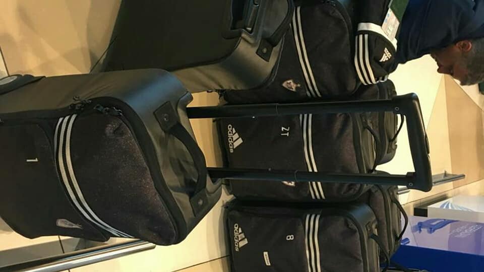 “Qarabağ” Romaya "Qarabağ" təyyarəsi apardı - FOTOLAR