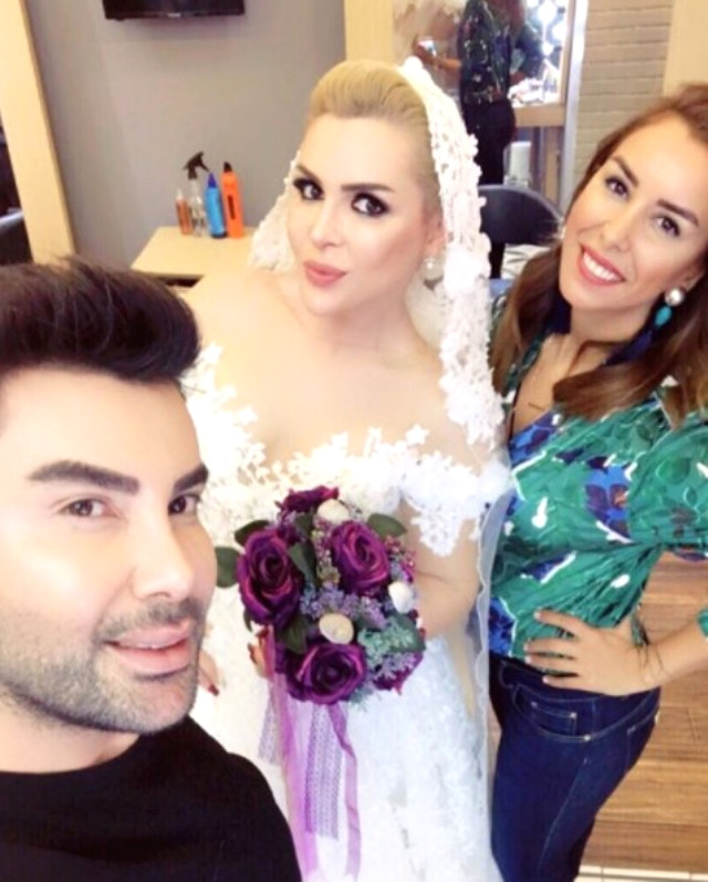 Futbolçu transseksualla evlənməyə hazırlaşır - FOTO