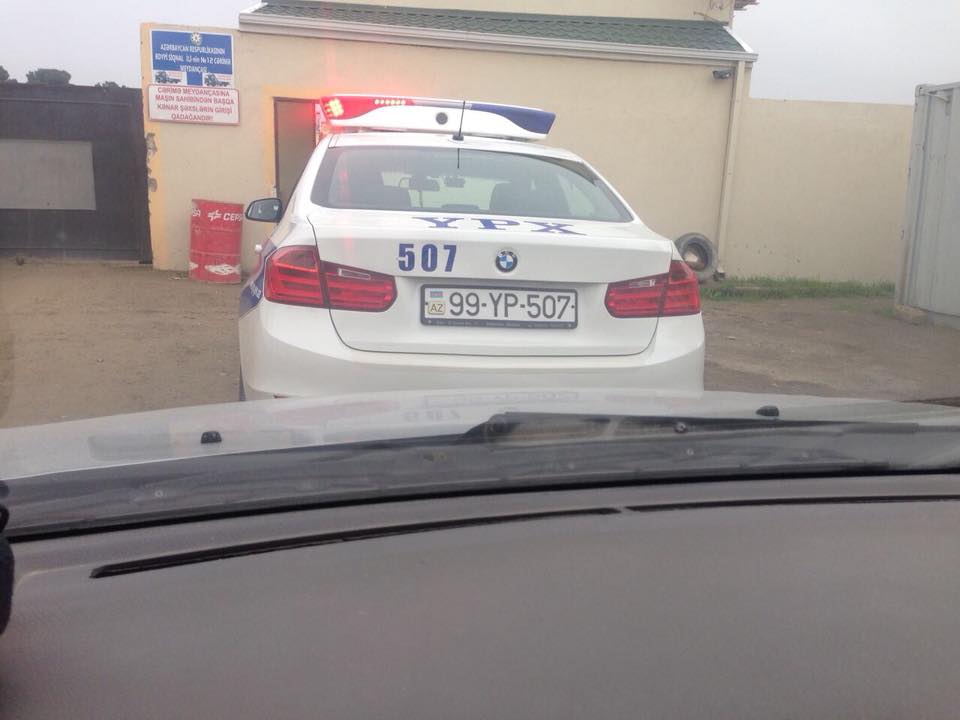 Yol polisi Azərbaycan yığmasının üzvlərini saxladı (FOTO/VİDEO)