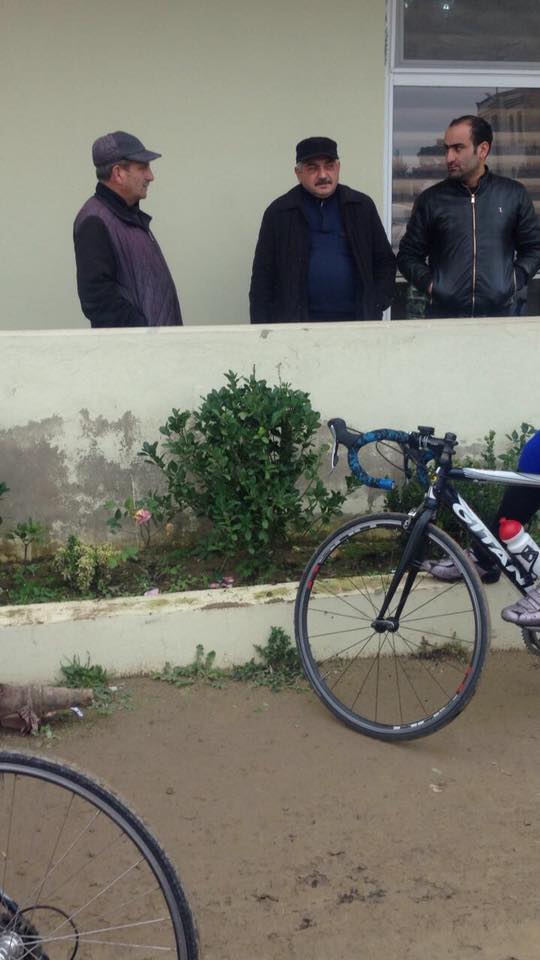 Yol polisi Azərbaycan yığmasının üzvlərini saxladı (FOTO/VİDEO)