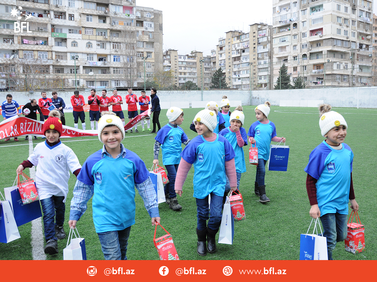 “Bakı Futbol Liqası” xeyriyyə aksiyası keçirdi - FOTOLAR