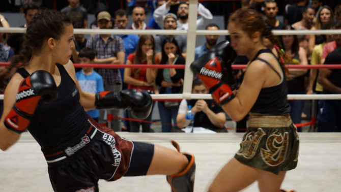 Azərbaycanlı xanım döyüşçü Dubayda Badr Hari ilə görüşdü (FOTOLAR)