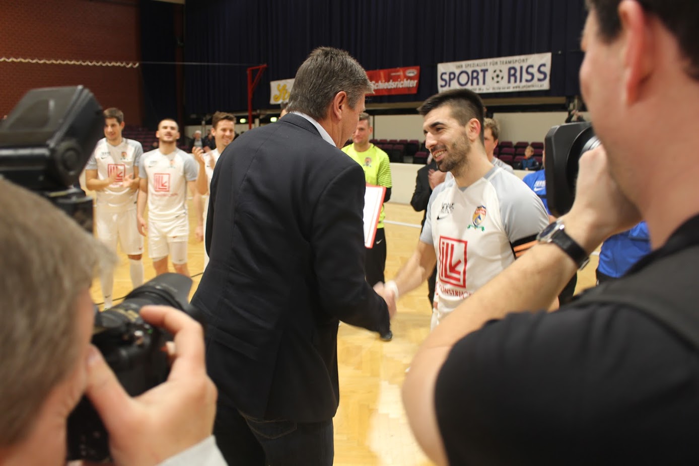 "Qarabağ Vyana"nın baş meneceri: "Klubumuz qazancından ehtiyacı olanlara yardım edəcək"