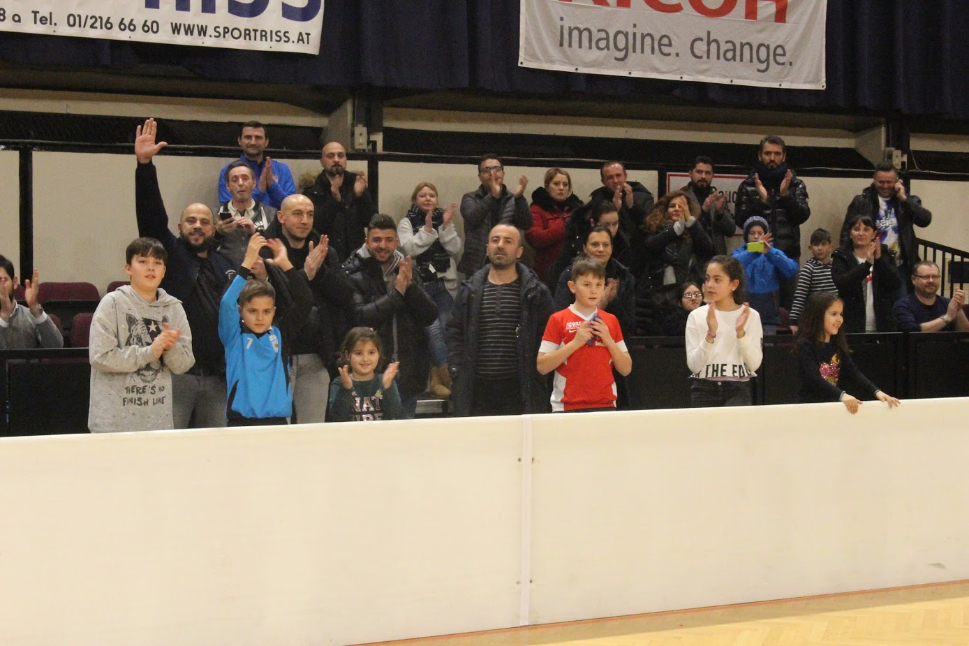 "Qarabağ Vyana"nın baş meneceri: "Klubumuz qazancından ehtiyacı olanlara yardım edəcək"