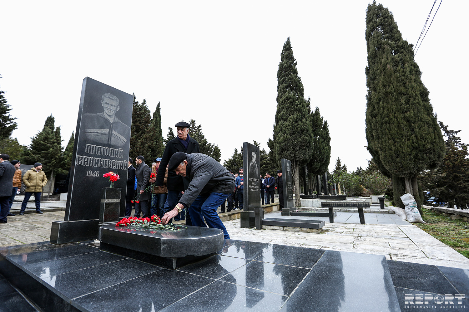 Çingiz Abdullayev Banişevskinin ruhundan utanır - FOTOLAR