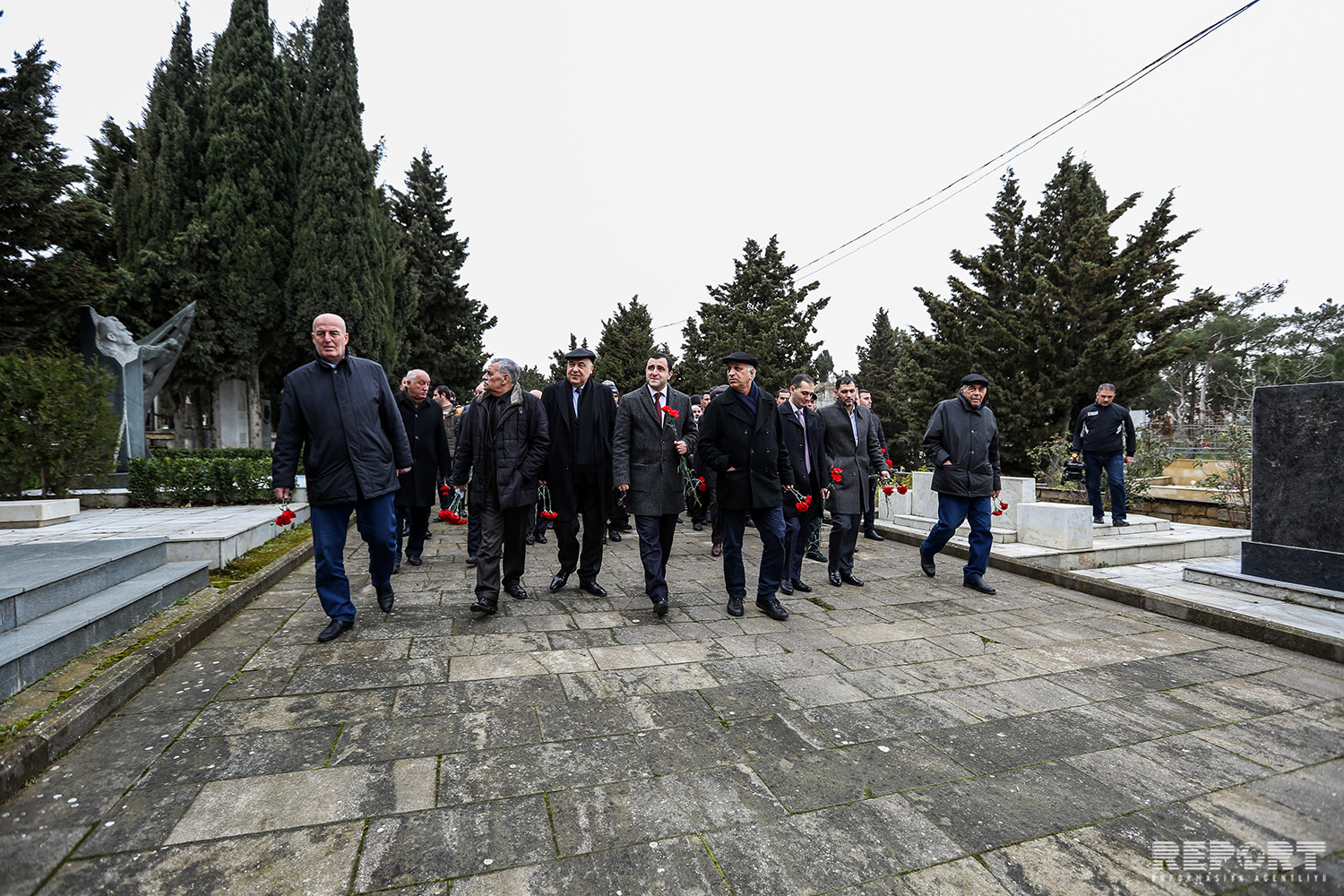 Çingiz Abdullayev Banişevskinin ruhundan utanır - FOTOLAR