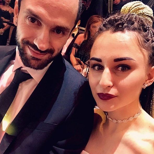 Ramil Quliyev özündən 7 yaş kiçik ukraynalı qızla evləndi - FOTOLAR