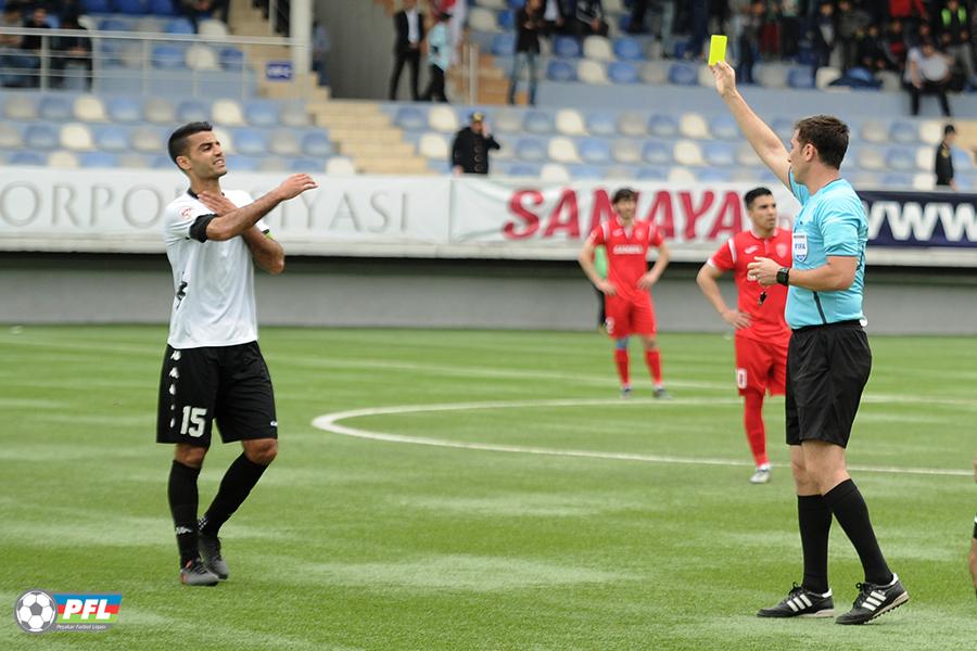 Vaqif Cavadovla Ruslan Abışov arasında qalmaqal