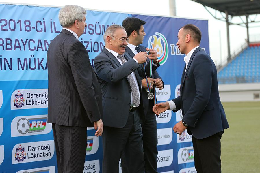 PFL qalibləri mükafatlandırdı - FOTO/VİDEO