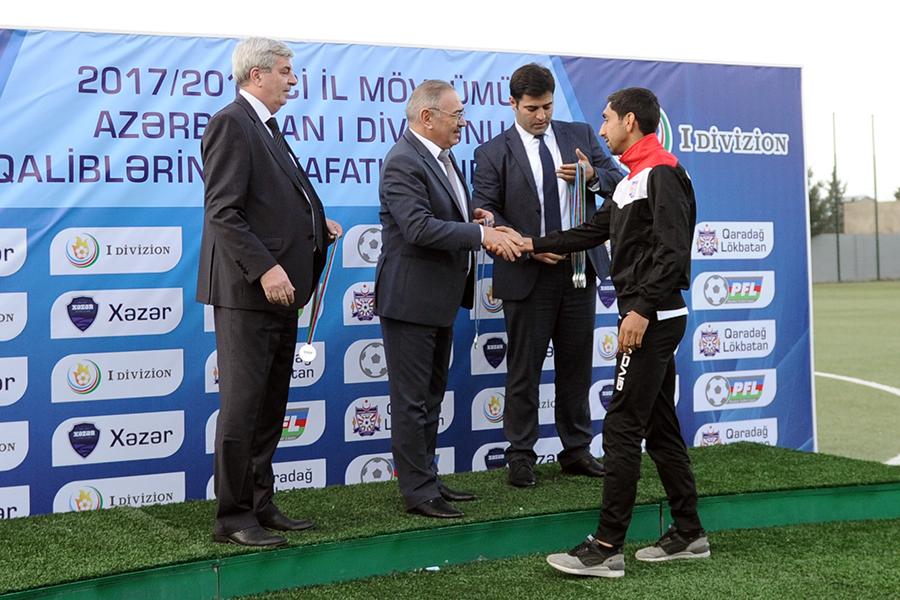 PFL qalibləri mükafatlandırdı - FOTO/VİDEO