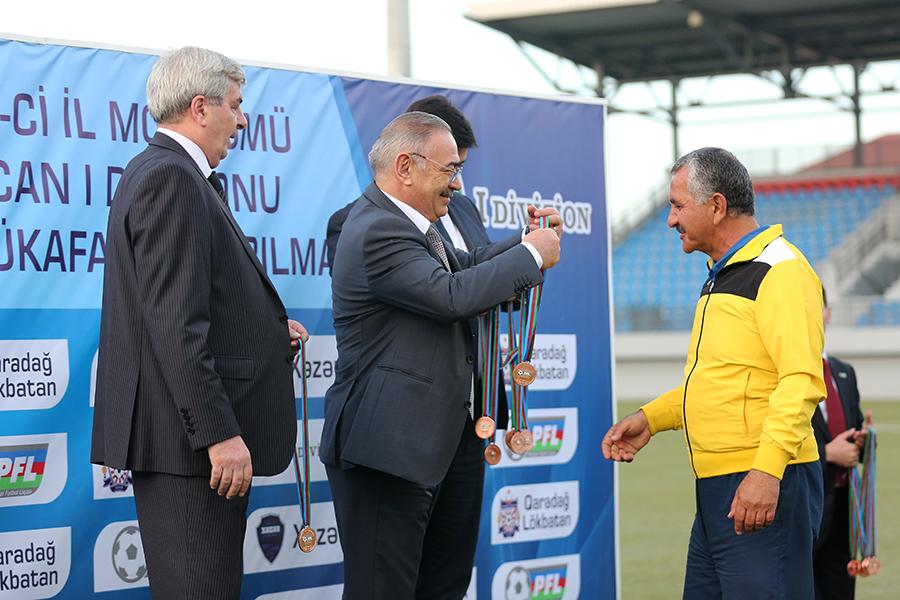 PFL qalibləri mükafatlandırdı - FOTO/VİDEO
