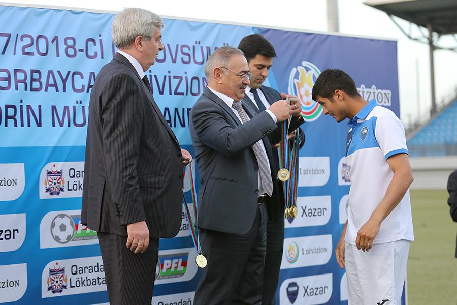 PFL qalibləri mükafatlandırdı - FOTO/VİDEO