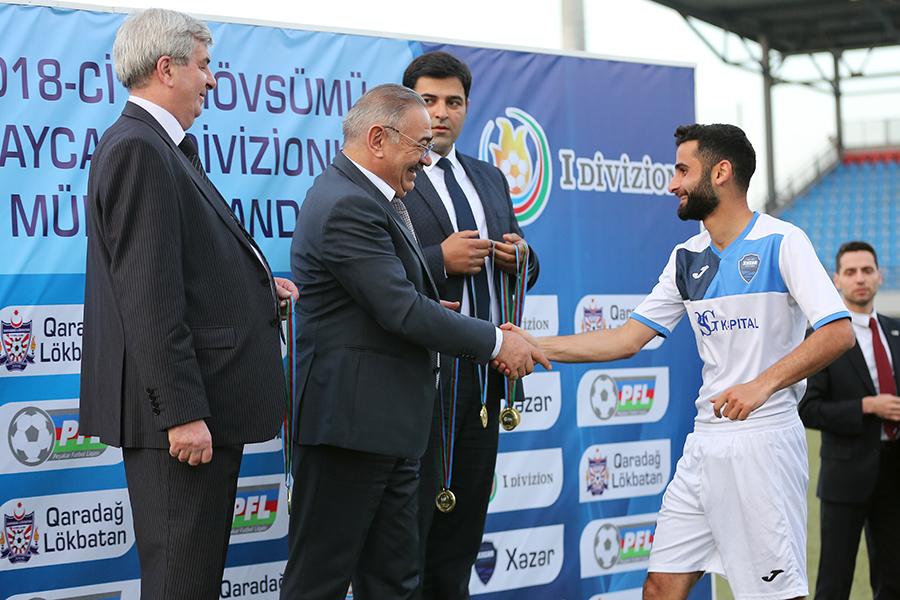PFL qalibləri mükafatlandırdı - FOTO/VİDEO
