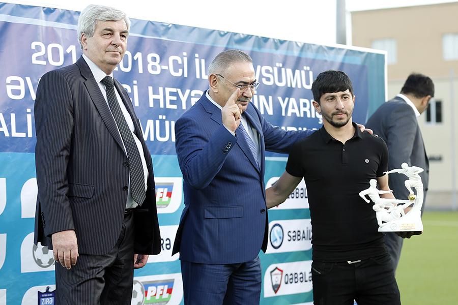PFL bombardirləri mükafatlandırdı - FOTOLAR
