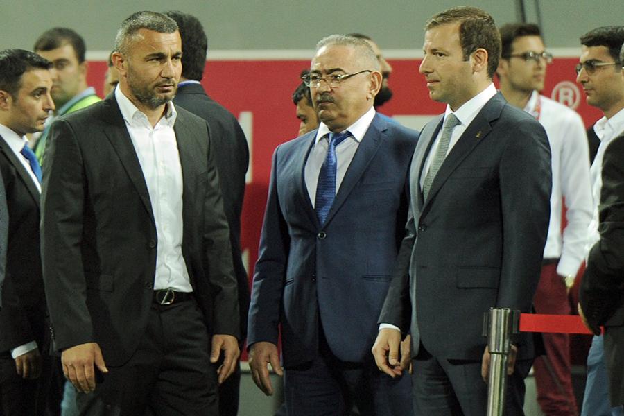 “Qarabağ”a çempionluq kuboku təqdim olundu - FOTOLAR