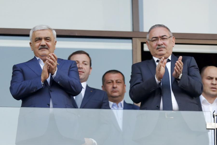 Qəbələdə möhtəşəm şou: himn fərqli tərzdə oxundu, Seeya stadionu coşdurdu - FOTOLAR