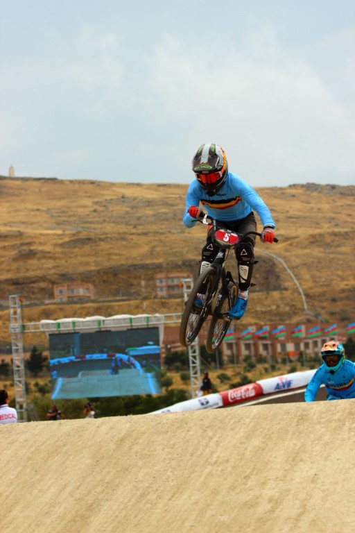 BMX üzrə dünya çempionatının ilk qalibləri müəyyənləşdi - FOTOLAR