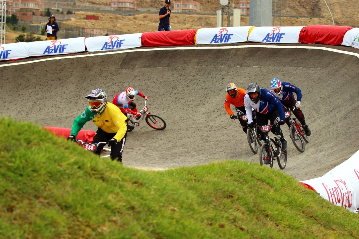 BMX üzrə dünya çempionatının ilk qalibləri müəyyənləşdi - FOTOLAR