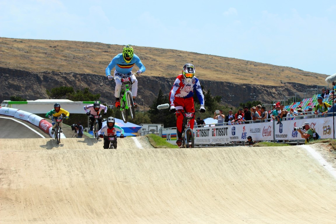 BMX üzrə dünya çempionatının ilk qalibləri müəyyənləşdi - FOTOLAR