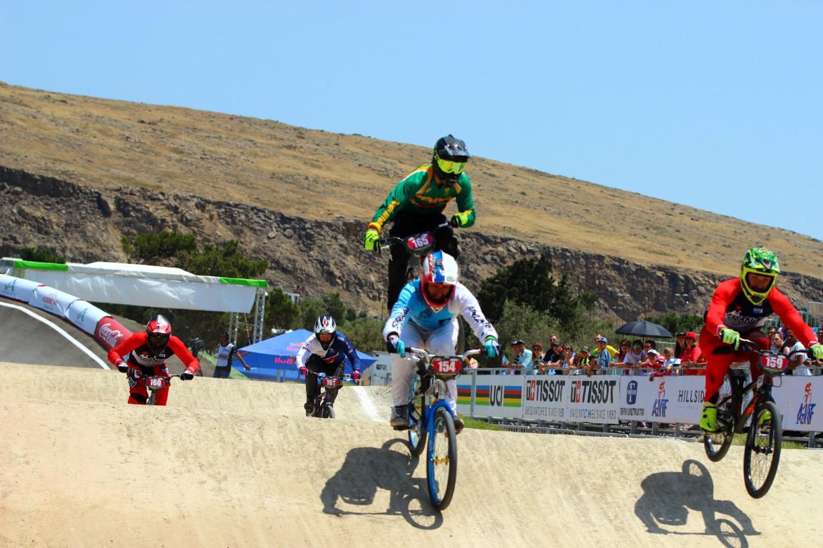 BMX üzrə dünya çempionatının ilk qalibləri müəyyənləşdi - FOTOLAR