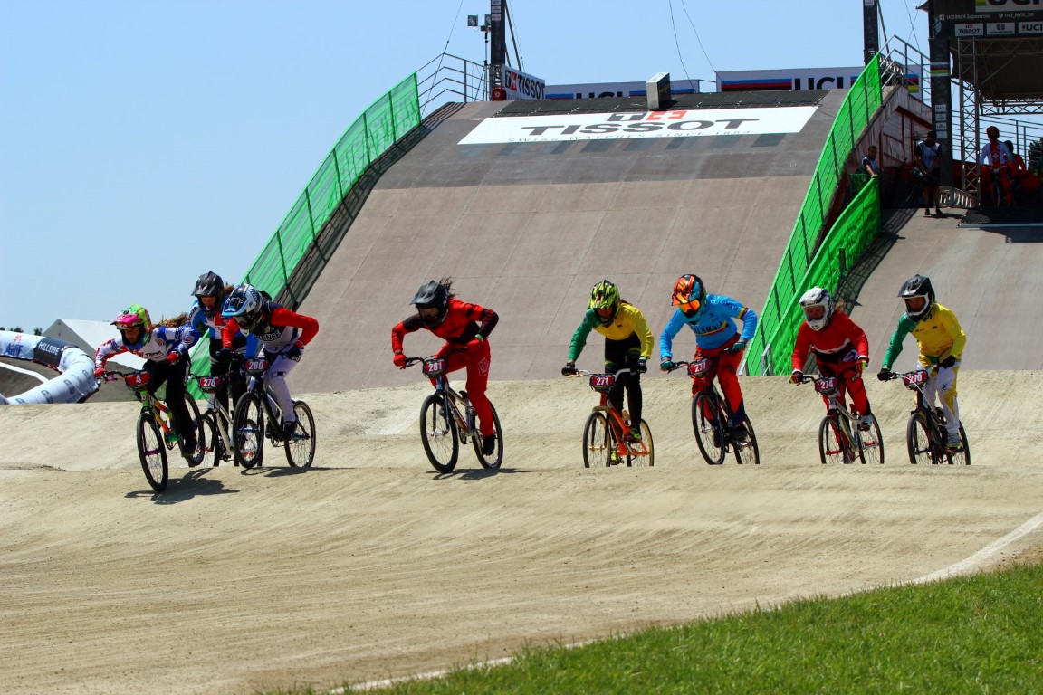 BMX üzrə dünya çempionatının ilk qalibləri müəyyənləşdi - FOTOLAR