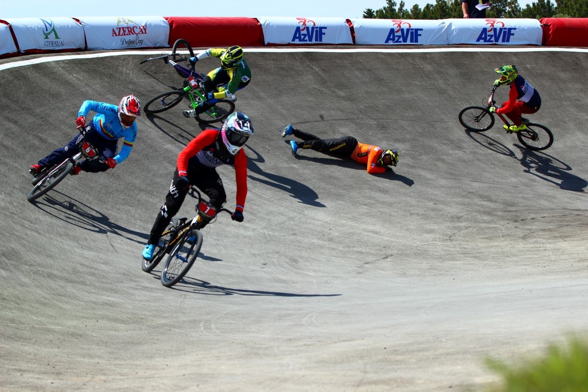 BMX üzrə dünya çempionatının ilk qalibləri müəyyənləşdi - FOTOLAR