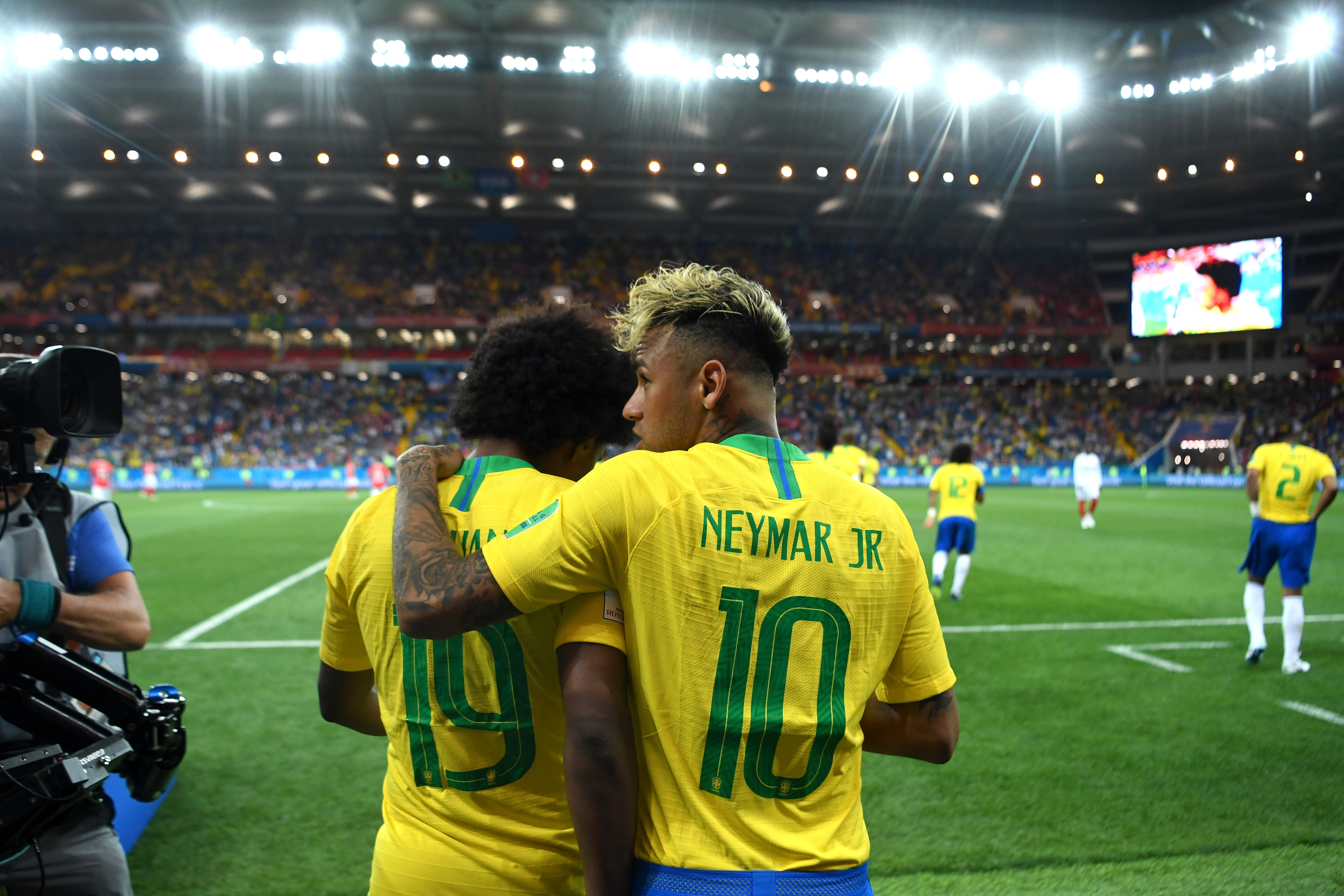 "DÇ-2018": Braziliya - İsveçrə oyunu FOTOLARda
