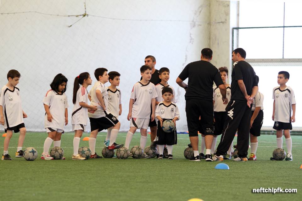 "Neftçili Yay Futbol Düşərgəsi" davam edir: 2-ci qrup başa çatdı - FOTO/VİDEO