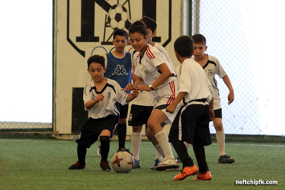 "Neftçili Yay Futbol Düşərgəsi" davam edir: 2-ci qrup başa çatdı - FOTO/VİDEO
