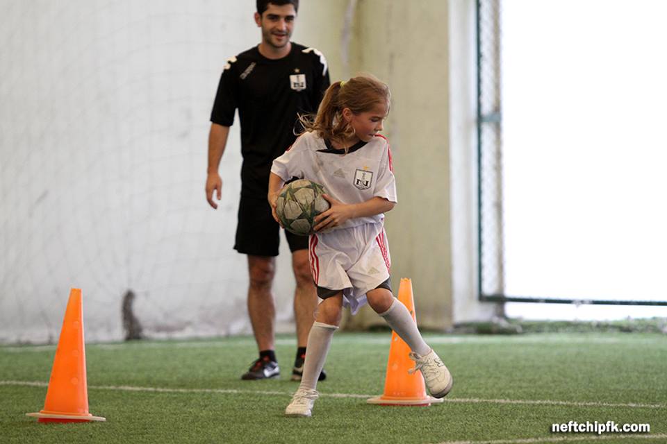 "Neftçili Yay Futbol Düşərgəsi" davam edir: 2-ci qrup başa çatdı - FOTO/VİDEO