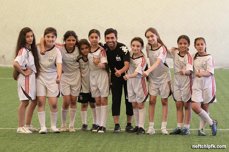 "Neftçili Yay Futbol Düşərgəsi" tamamlandı (FOTOLAR)