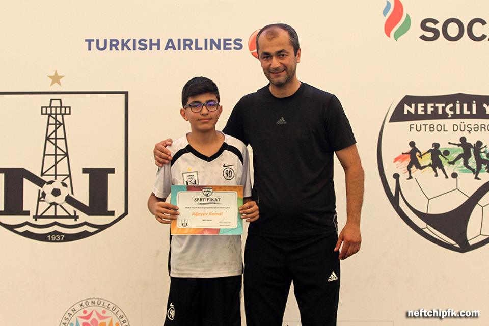 "Neftçili Yay Futbol Düşərgəsi" tamamlandı (FOTOLAR)