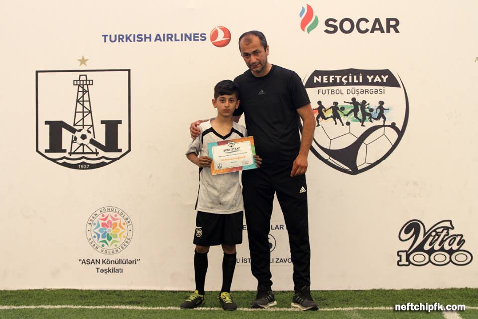 "Neftçili Yay Futbol Düşərgəsi" tamamlandı (FOTOLAR)