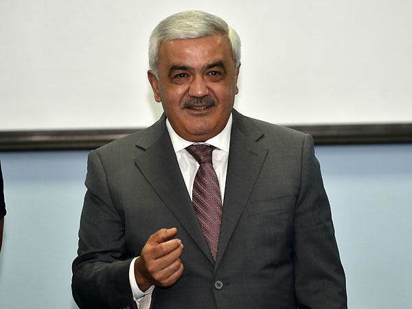 Rövnəq Abdullayev millinin üzvləri ilə görüşüb - FOTOLAR