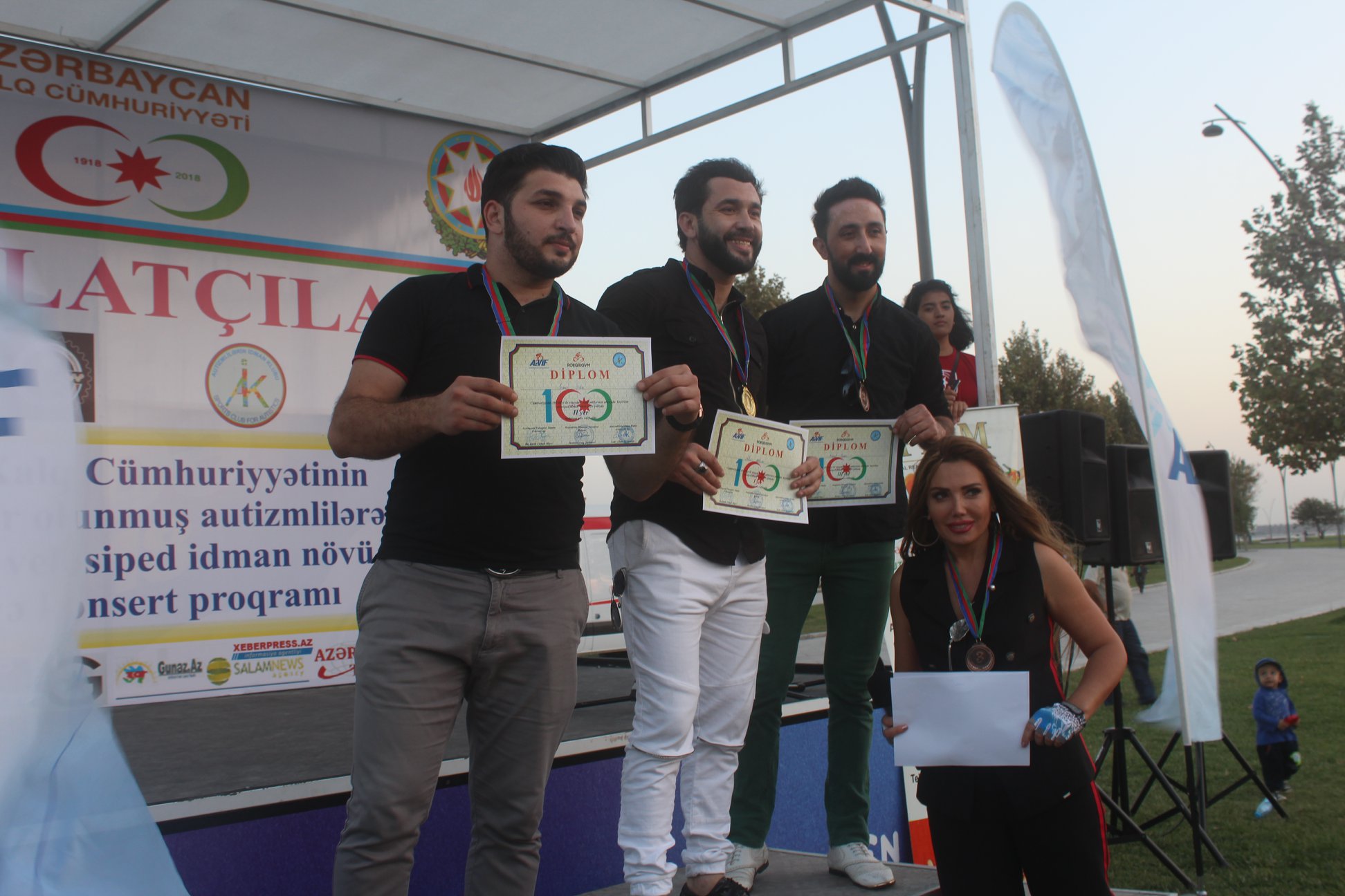 Autizmlilər arasında velosiped yarışı keçirildi - FOTOLAR