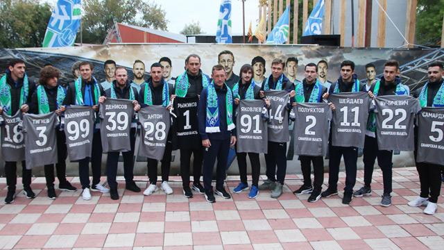 Ramil Şeydayev Rusiyada qarpız qonaqlığı verdi - FOTOLAR