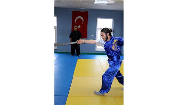 İkiqat dünya çempionumuz Türkiyə millisinə keçmək istəyir - FOTOLAR