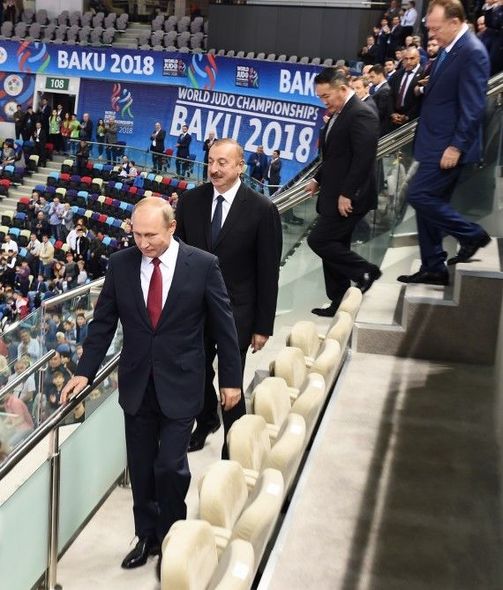 İlham Əliyev və Putin cüdo yarışlarını izləyib (FOTOLAR)