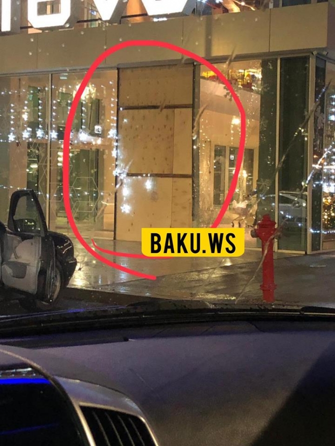 “Bravo”ya “Audi-Q3”lə girən xanım sürücü kimdir? - FOTOLAR