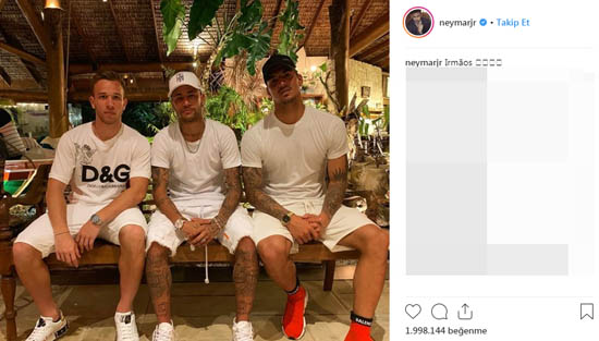 Neymar "Yeni il"i 26 qızla qeyd etdi - FOTOLAR