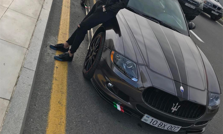 Azərbaycanlı futbolçuların maşınları: "Porsche Panamera", "Maserati"... - FOTOLAR
