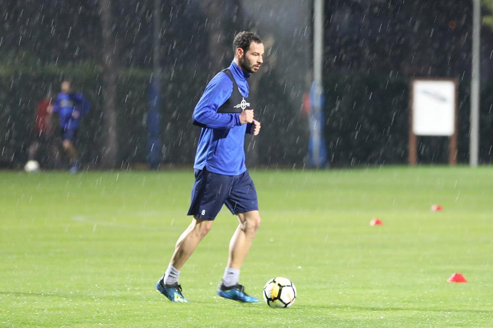 Yeni transfer "Qarabağ"a qoşuldu - FOTOLAR