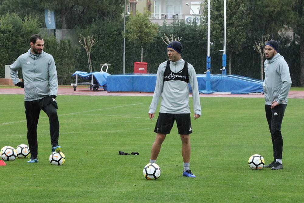 Yağış "Qarabağ"ı dayandırmadı - FOTOLAR
