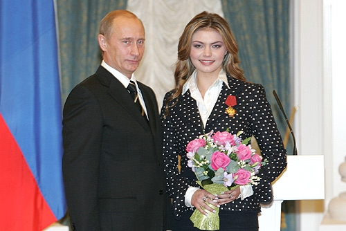 Putin məşhur gimnastla evlənir - FOTOLAR