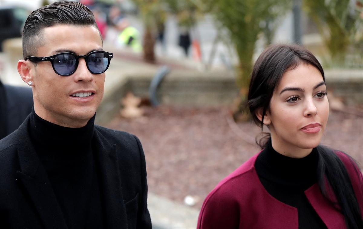 Məhkəmə Ronaldo ilə bağlı qərar verdi: 23 ay həbs və 18,8 milyon cərimə - FOTOLAR